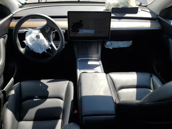 7SAYGAEE1NF486077 2022 TESLA MODEL Y - Image 8