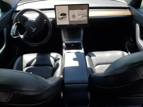 7SAYGAEE1NF490744 2022 TESLA MODEL Y - Image 8