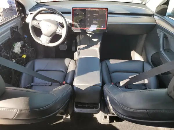 7SAYGAEE1NF514878 2022 TESLA MODEL Y - Image 8