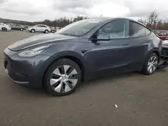 7SAYGAEE1NF516596 2022 TESLA MODEL Y
