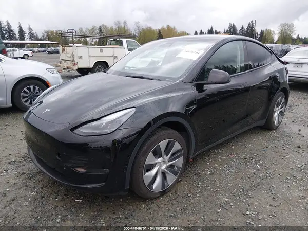 7SAYGAEE1NF535083 2022 TESLA MODEL Y - Image 2