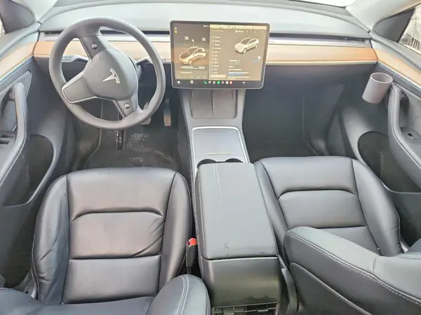 7SAYGAEE1NF543507 2022 TESLA MODEL Y - Image 8