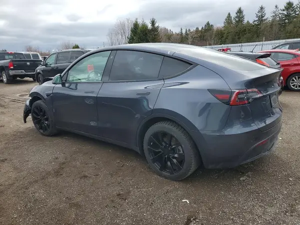 7SAYGAEE1NF548626 2022 TESLA MODEL Y - Image 2