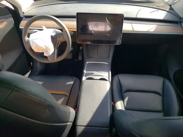 7SAYGAEE1NF549792 2022 TESLA MODEL Y - Image 8