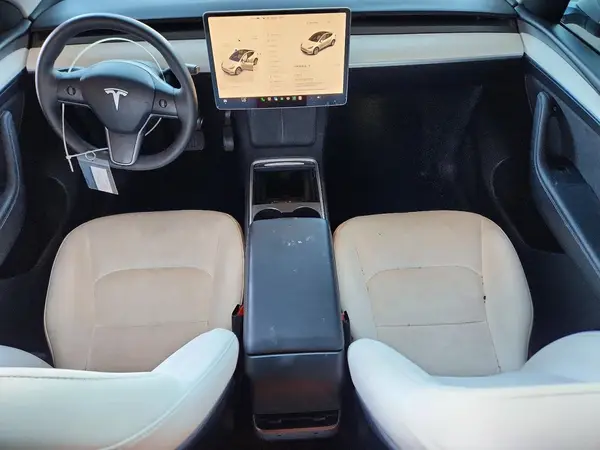 7SAYGAEE1NF552143 2022 TESLA MODEL Y - Image 8