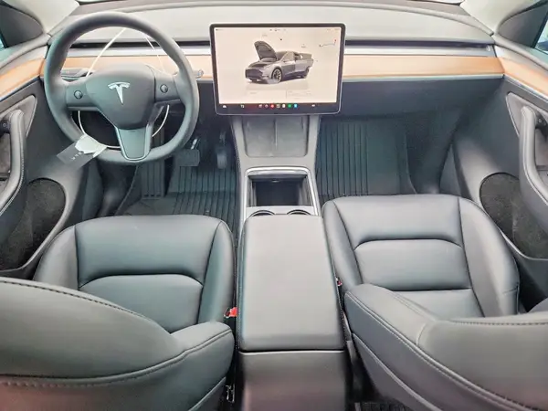 7SAYGAEE1NF554135 2022 TESLA MODEL Y - Image 8