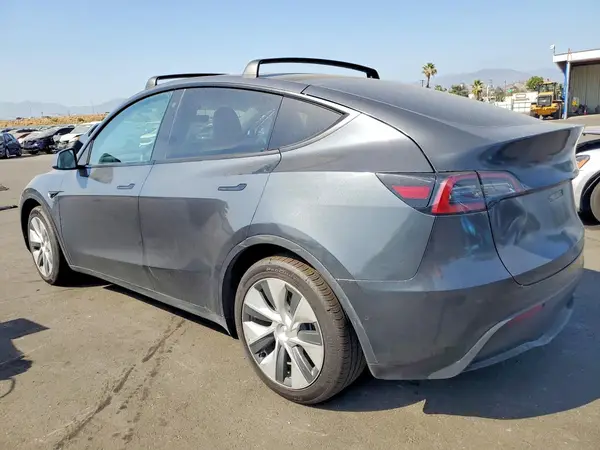 7SAYGAEE1NF558671 2022 TESLA MODEL Y - Image 2