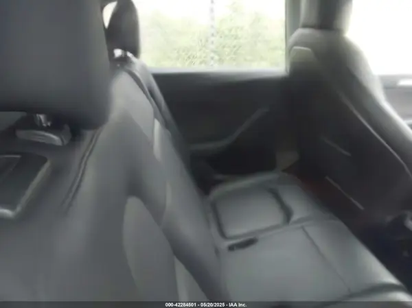 7SAYGAEE1PF584206 2023 TESLA MODEL Y - Image 8
