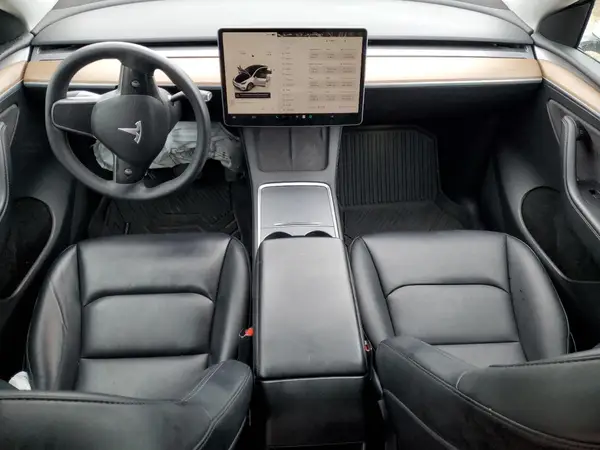 7SAYGAEE1PF593990 2023 TESLA MODEL Y - Image 8