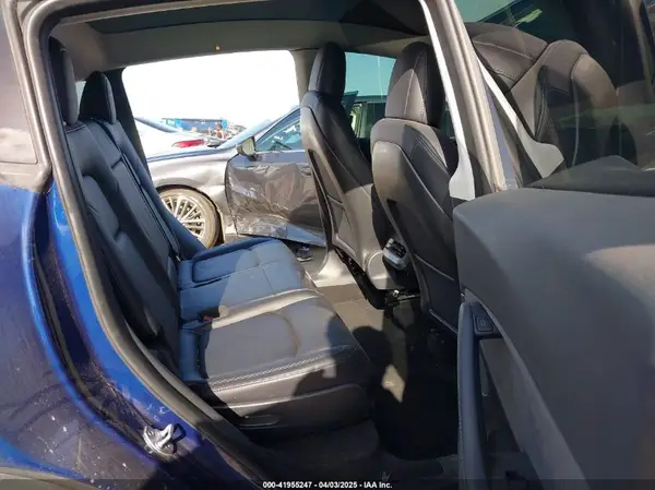 7SAYGAEE1PF617933 2023 TESLA MODEL Y - Image 8