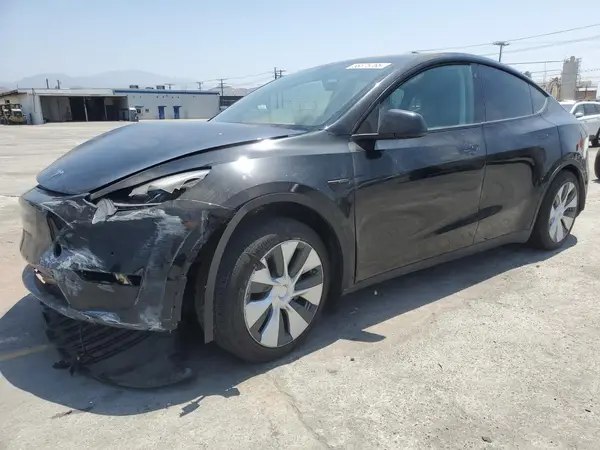 7SAYGAEE1PF624655 2023 TESLA MODEL Y - Image 1