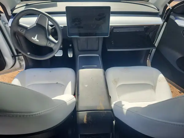 7SAYGAEE1PF643559 2023 TESLA MODEL Y - Image 8