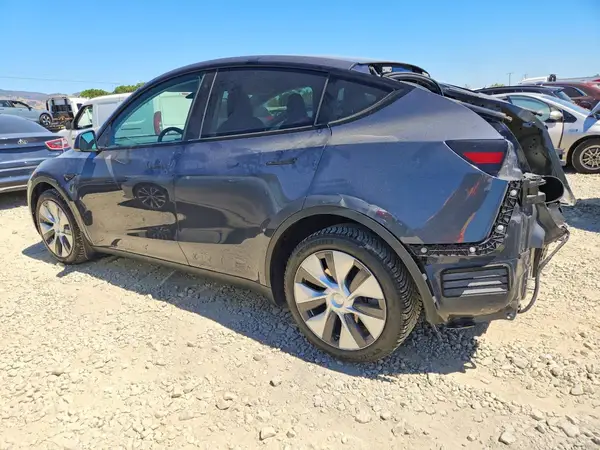 7SAYGAEE1PF667344 2023 TESLA MODEL Y - Image 2