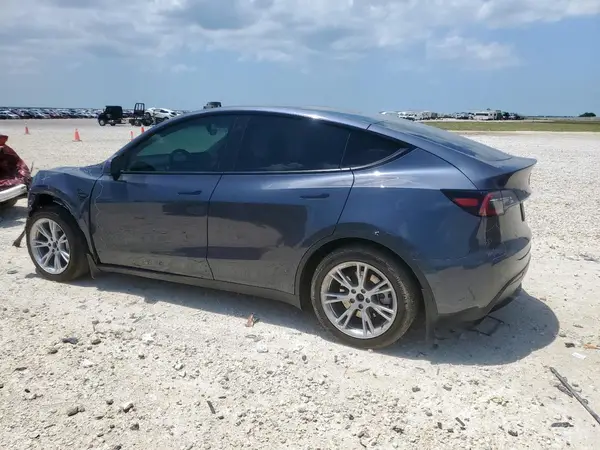 7SAYGAEE1PF668297 2023 TESLA MODEL Y - Image 2