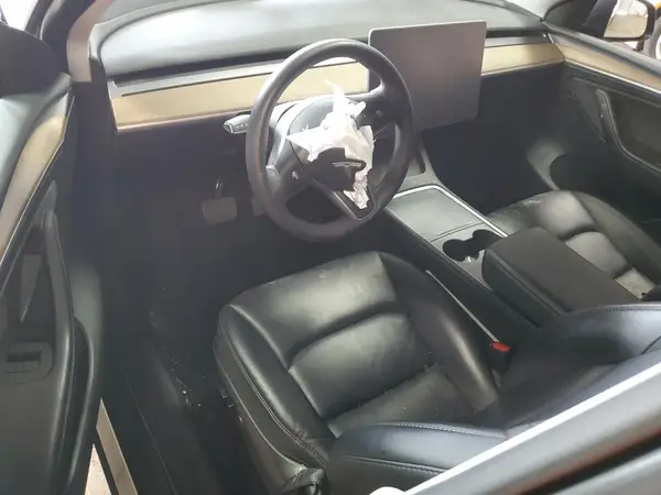 7SAYGAEE1PF695175 2023 TESLA MODEL Y - Image 8