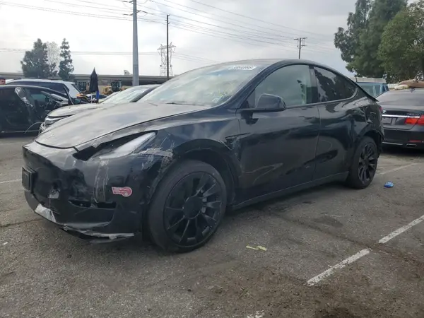 7SAYGAEE1PF698125 2023 TESLA MODEL Y - Image 1