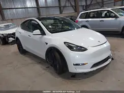 7SAYGAEE1PF741409 2023 TESLA MODEL Y