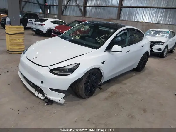 7SAYGAEE1PF741409 2023 TESLA MODEL Y - Image 2