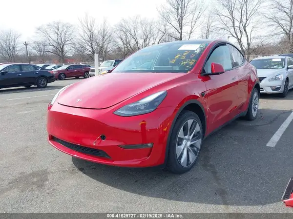 7SAYGAEE1PF745038 2023 TESLA MODEL Y - Image 2