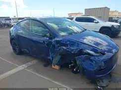7SAYGAEE1PF751034 2023 TESLA MODEL Y