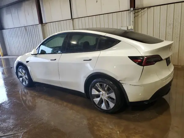 7SAYGAEE1PF804427 2023 TESLA MODEL Y - Image 2
