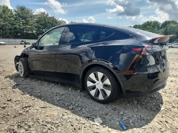 7SAYGAEE1PF805187 2023 TESLA MODEL Y - Image 2