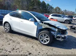7SAYGAEE1PF828338 2023 TESLA MODEL Y