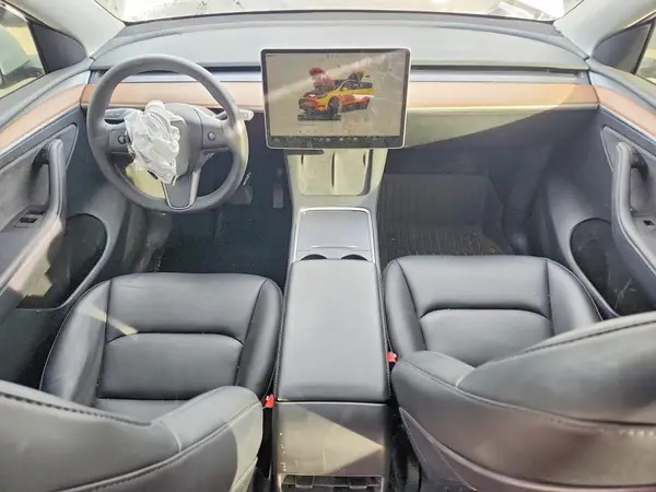 7SAYGAEE1PF849335 2023 TESLA MODEL Y - Image 8