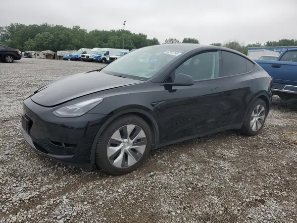 7SAYGAEE1PF872291 2023 TESLA MODEL Y - Image 1