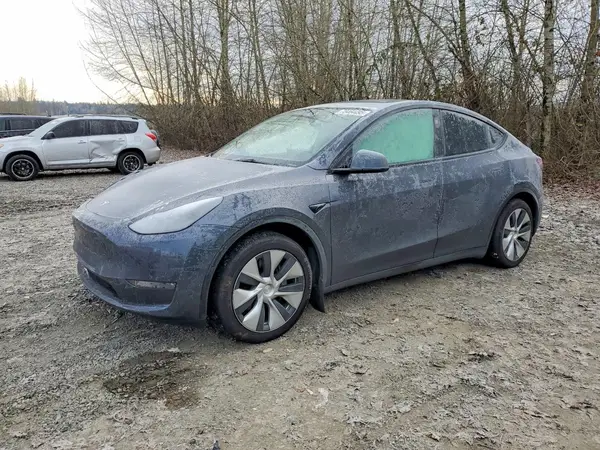 7SAYGAEE1PF885669 2023 TESLA MODEL Y - Image 1