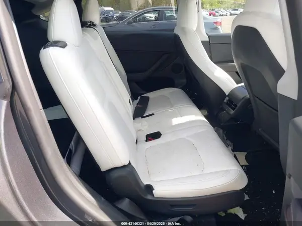 7SAYGAEE1PF889267 2023 TESLA MODEL Y - Image 8