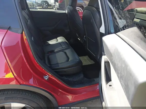 7SAYGAEE1PF893058 2023 TESLA MODEL Y - Image 8