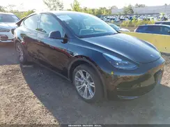 7SAYGAEE1PF903829 2023 TESLA MODEL Y