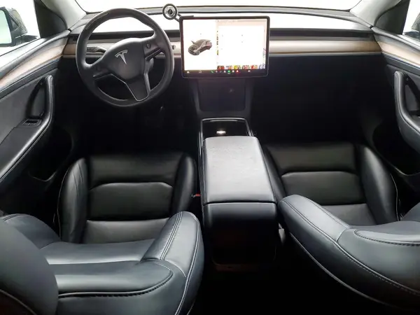 7SAYGAEE1PF958670 2023 TESLA MODEL Y - Image 8