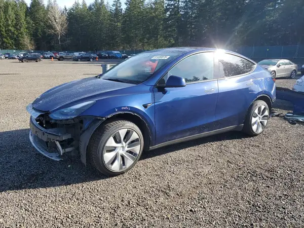 7SAYGAEE1PF970317 2023 TESLA MODEL Y - Image 1