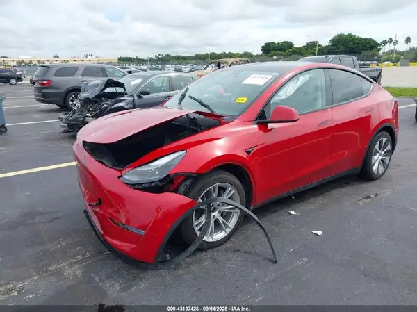 7SAYGAEE1PF970995 2023 TESLA MODEL Y - Image 2