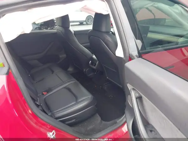 7SAYGAEE1PF970995 2023 TESLA MODEL Y - Image 8