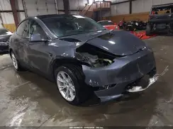 7SAYGAEE1PF971595 2023 TESLA MODEL Y