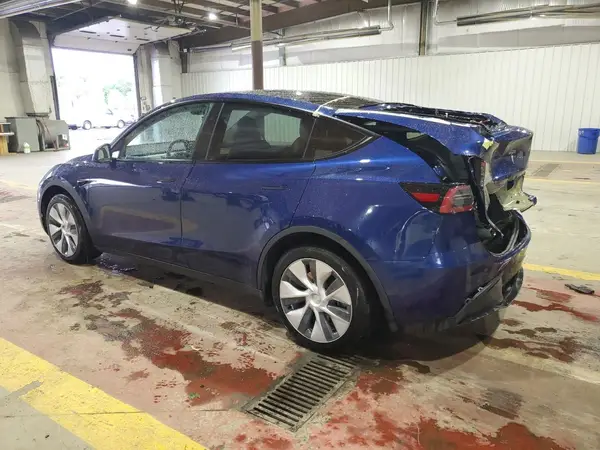 7SAYGAEE1PF972312 2023 TESLA MODEL Y - Image 2