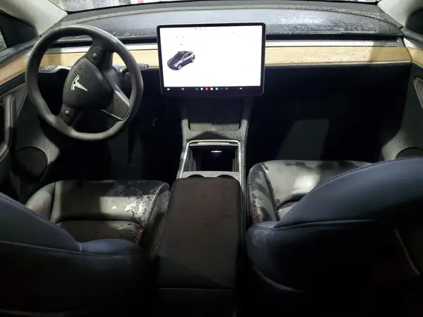 7SAYGAEE1RF005587 2024 TESLA MODEL Y - Image 8