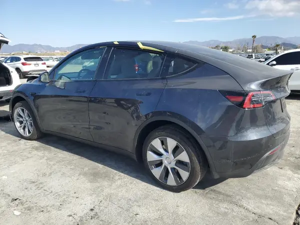 7SAYGAEE1RF024480 2024 TESLA MODEL Y - Image 2