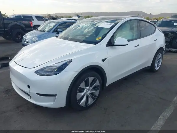 7SAYGAEE1RF030828 2024 TESLA MODEL Y - Image 2