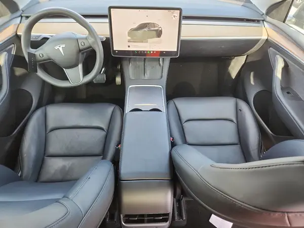 7SAYGAEE1RF033325 2024 TESLA MODEL Y - Image 8