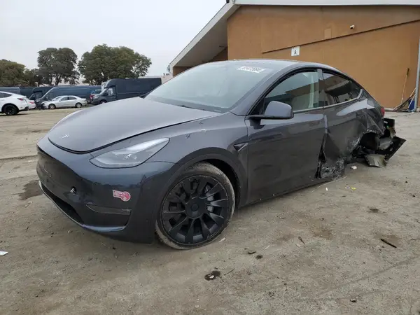 7SAYGAEE1RF082203 2024 TESLA MODEL Y - Image 1