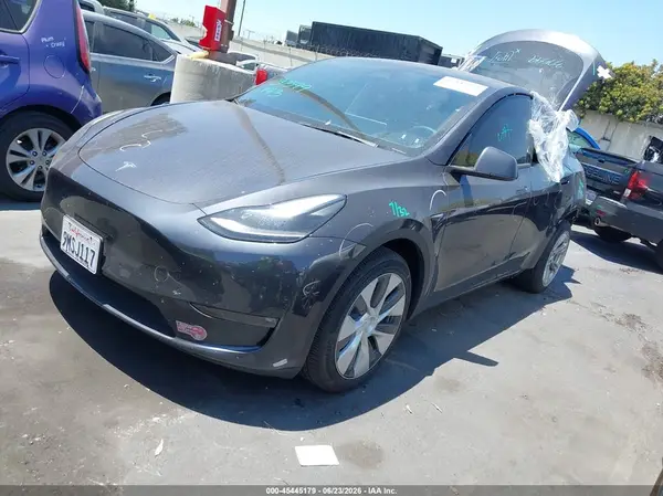 7SAYGAEE1RF091533 2024 TESLA MODEL Y - Image 2