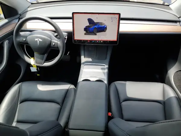 7SAYGAEE1RF105091 2024 TESLA MODEL Y - Image 8