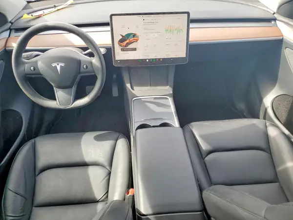 7SAYGAEE1RF133456 2024 TESLA MODEL Y - Image 8