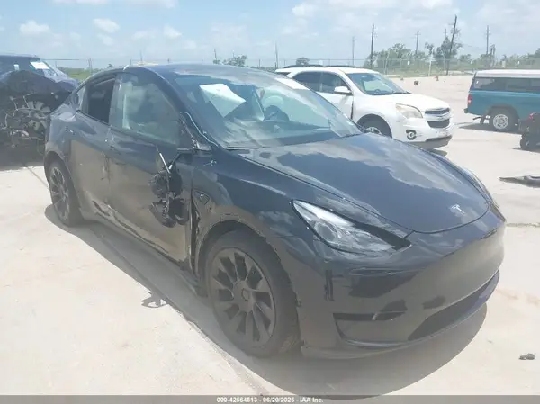 7SAYGAEE1RF168188 2024 TESLA MODEL Y - Image 1
