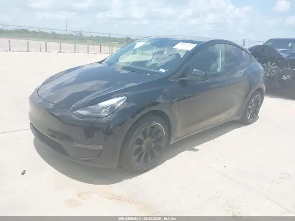 7SAYGAEE1RF168188 2024 TESLA MODEL Y - Image 2