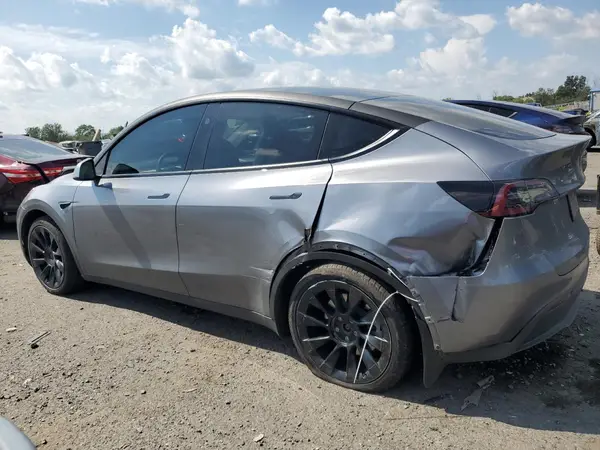 7SAYGAEE1RF177361 2024 TESLA MODEL Y - Image 2